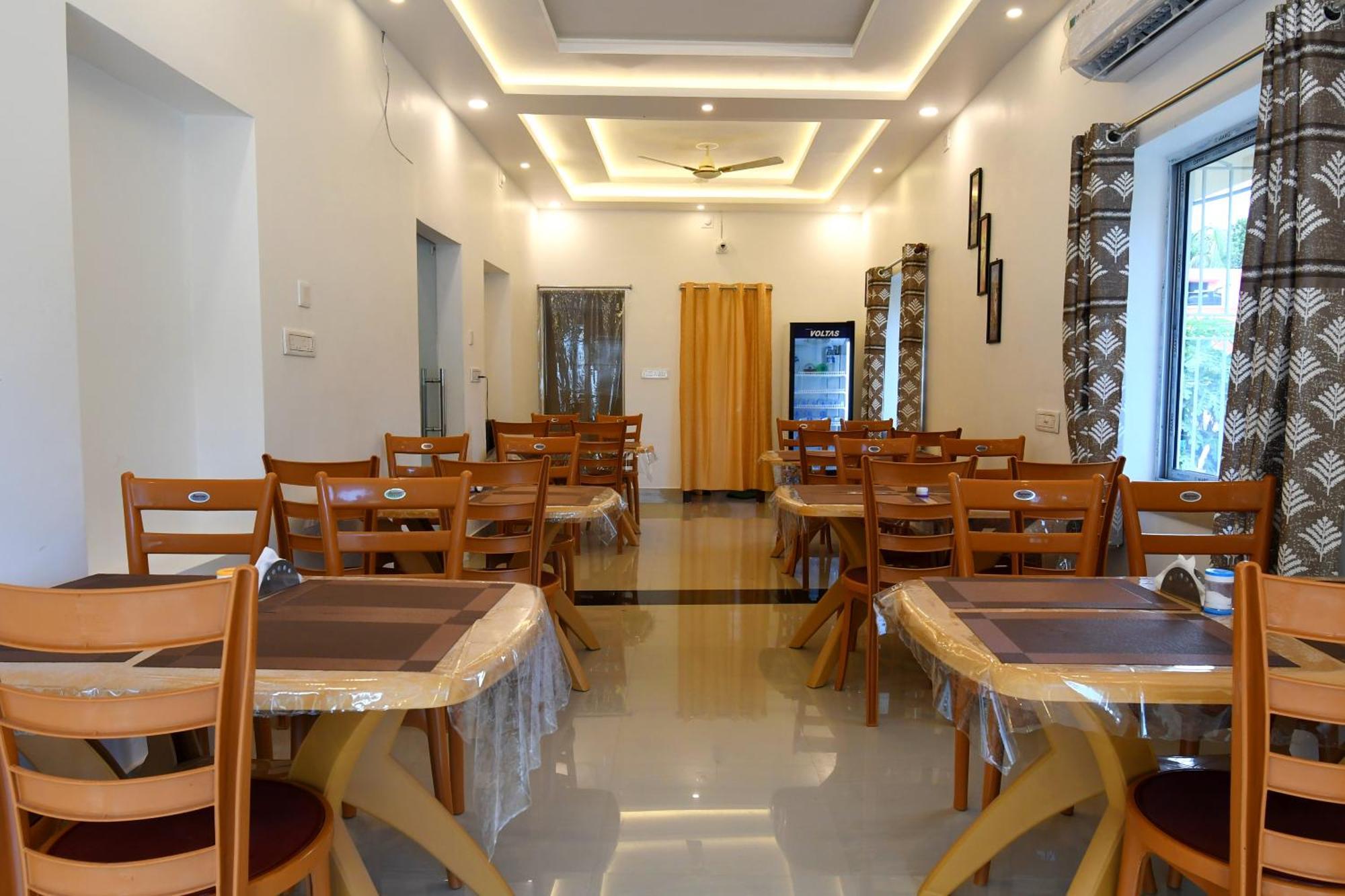 Bonobitaan Hotel & Restaurant Sri Niketan Экстерьер фото