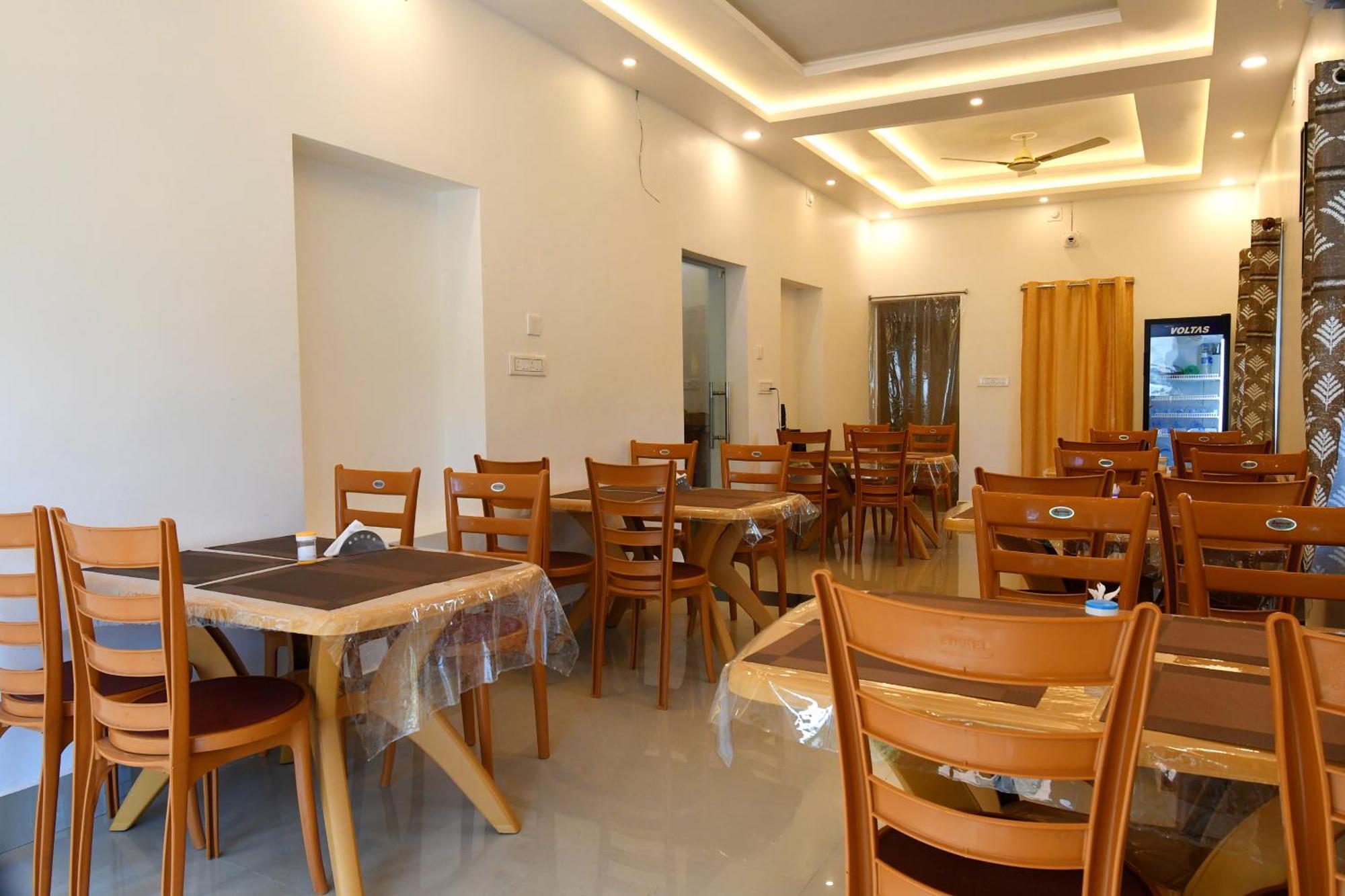 Bonobitaan Hotel & Restaurant Sri Niketan Экстерьер фото